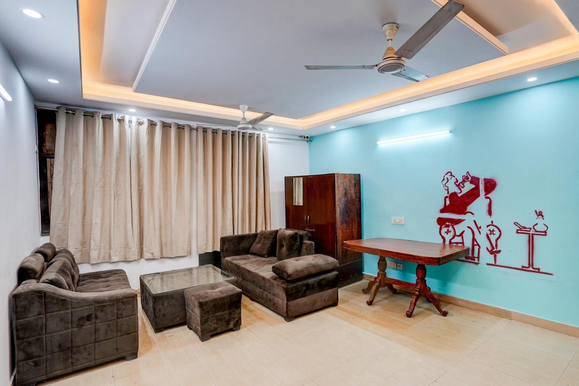 Hotel O Silver Key Kd Plaza Near Saket Metro Station Nuova Delhi Esterno foto