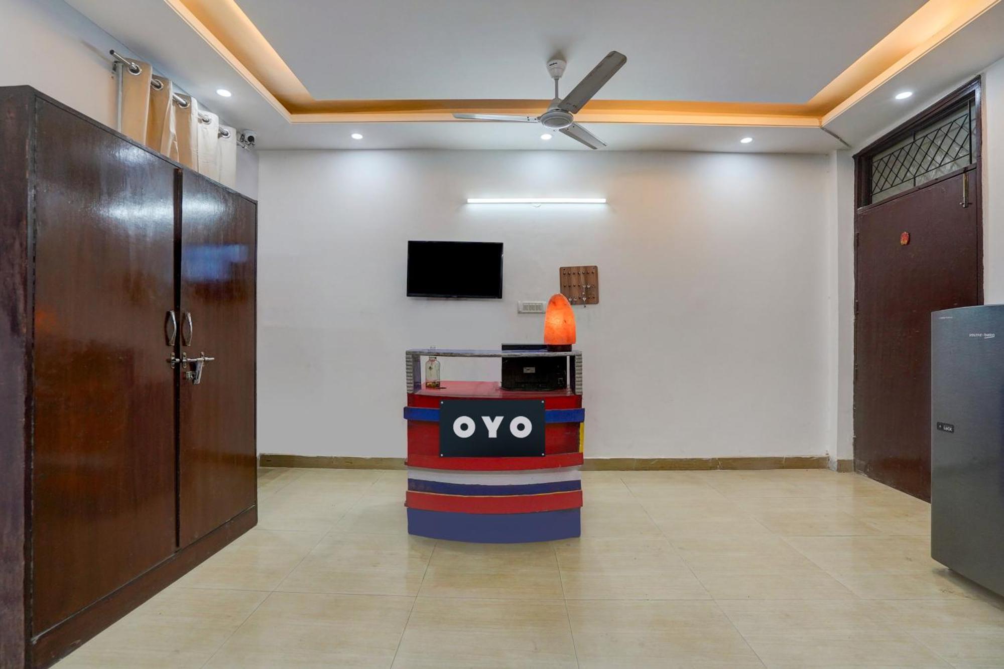 Hotel O Silver Key Kd Plaza Near Saket Metro Station Nuova Delhi Esterno foto